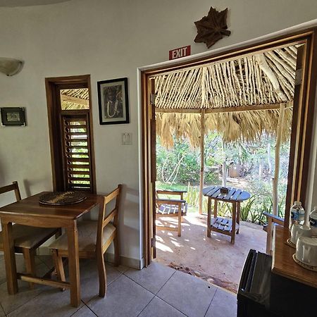 Kudehya Guesthouse تريجر آيلاند بيتش المظهر الخارجي الصورة