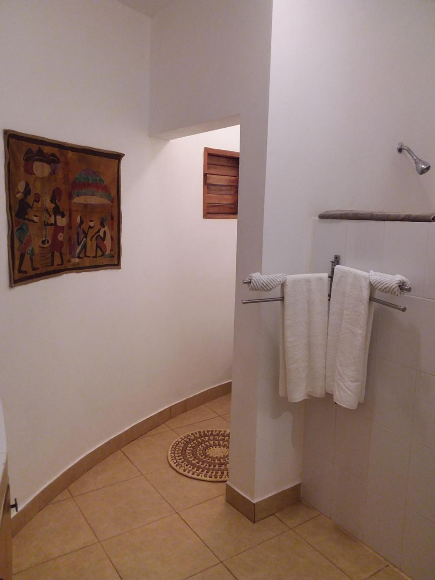 Kudehya Guesthouse تريجر آيلاند بيتش المظهر الخارجي الصورة