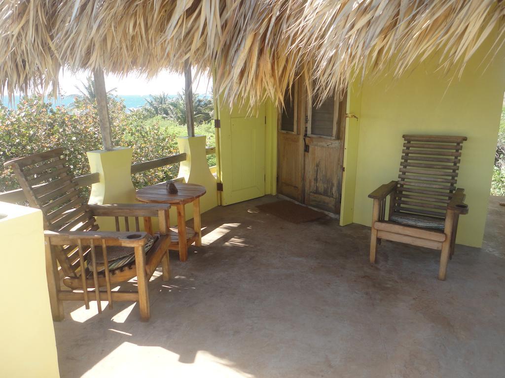 Kudehya Guesthouse تريجر آيلاند بيتش الغرفة الصورة