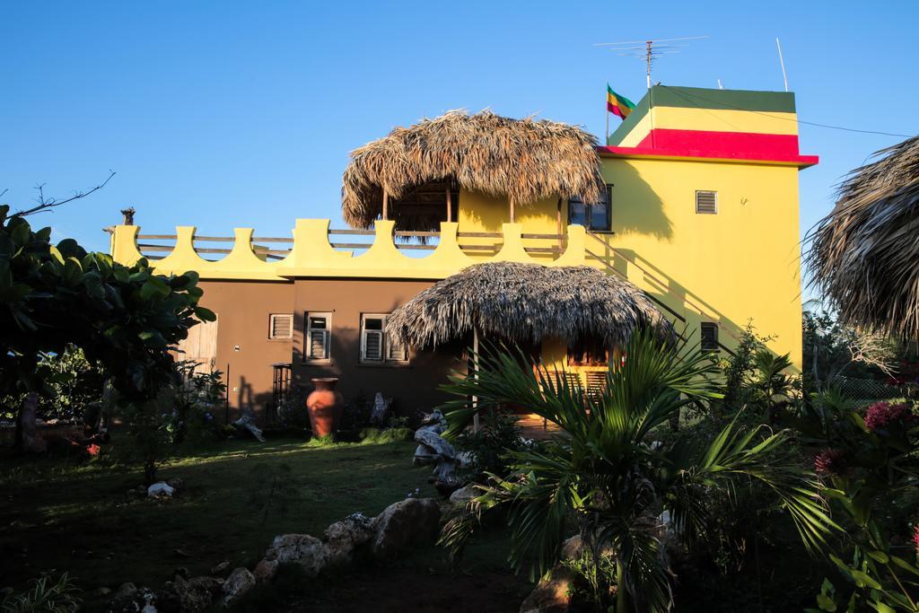 Kudehya Guesthouse تريجر آيلاند بيتش المظهر الخارجي الصورة